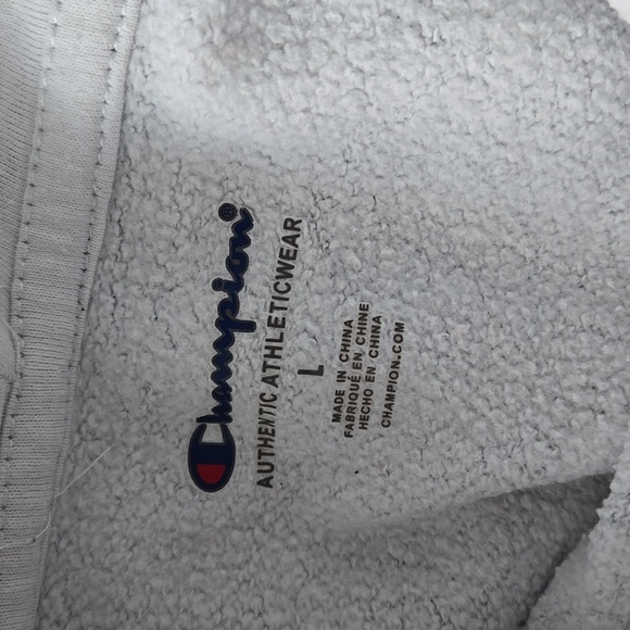 Champion hoodie - Picture 3 of 3